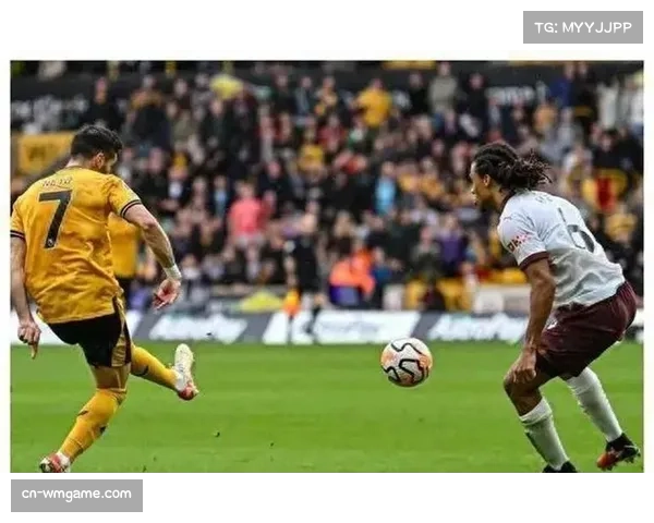 马赛边锋伊斯梅拉-萨尔因腿筋伤势，预计缺阵四周